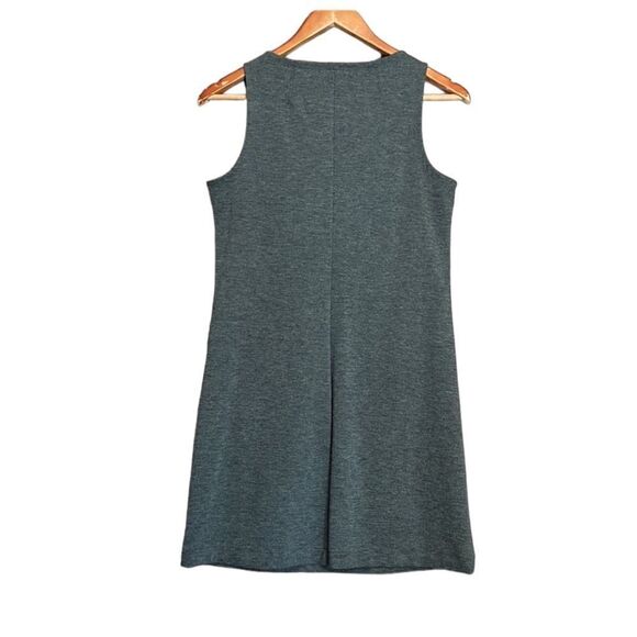 3 for $30! Gap grey sleeveless mini dress. Size xs. - Picture 6 of 6